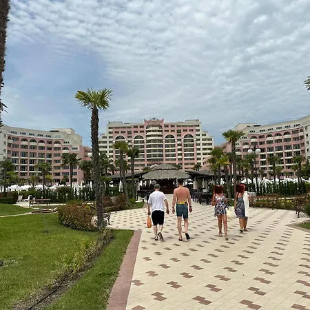 Appartamento Sunny Majestic Private *