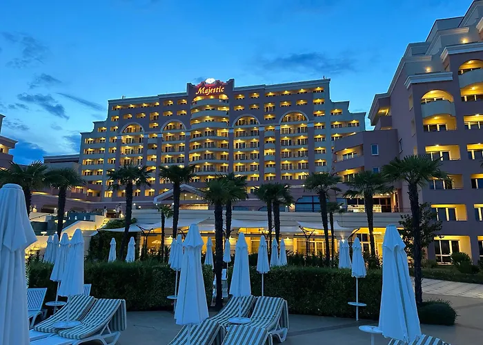 Sunny Majestic Private Sluneční pobřeží