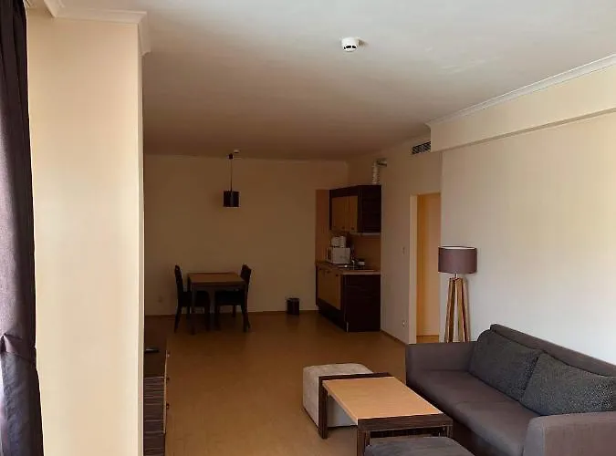 Sunny Majestic Private * Slantchev Briag