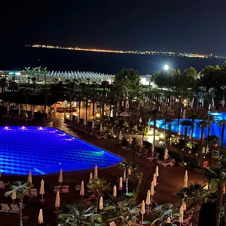 Apartment Sunny Majestic Private